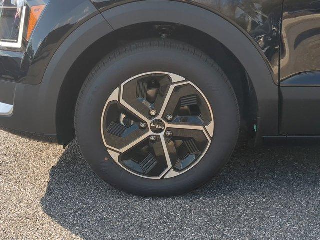 Photo of 2025 Aurora Black Pearl Kia Niro