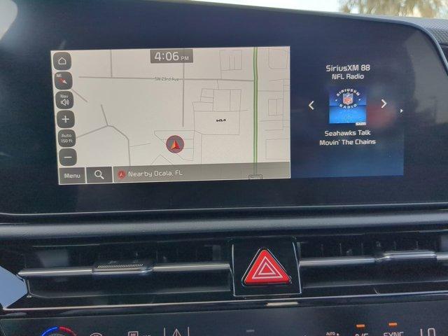 Photo of 2025 Aurora Black Pearl Kia Niro