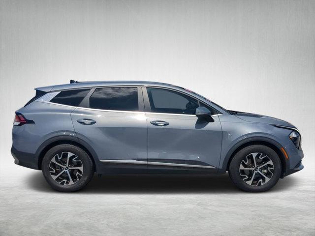 Photo of 2023 Everlasting Silver Kia Sportage