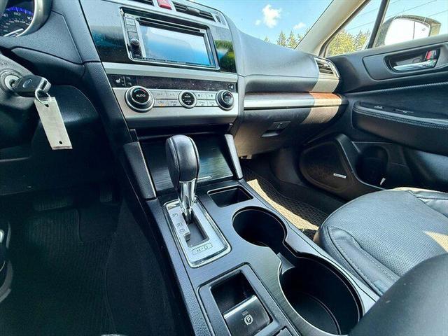 Photo of 2016 Crystal White Pearl Subaru Outback