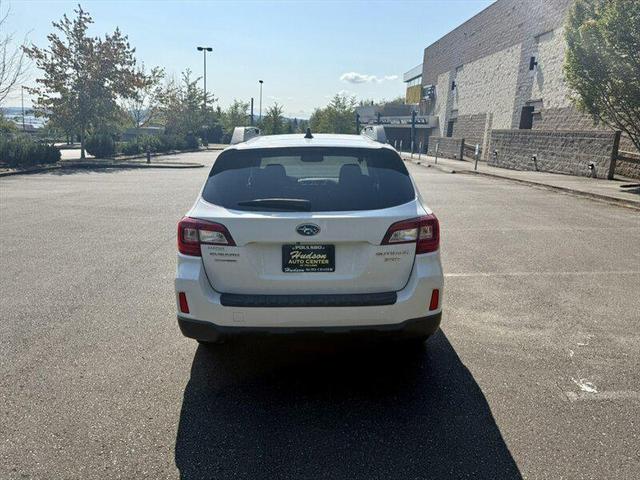 Photo of 2016 Crystal White Pearl Subaru Outback