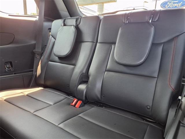 Photo of 2022 Star White Metallic Tri-Coat Ford Explorer