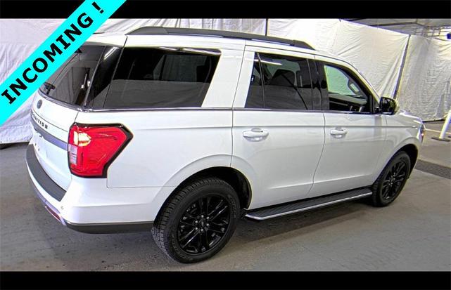 Photo of 2022 Star White Metallic Tri-Coat Ford Expedition