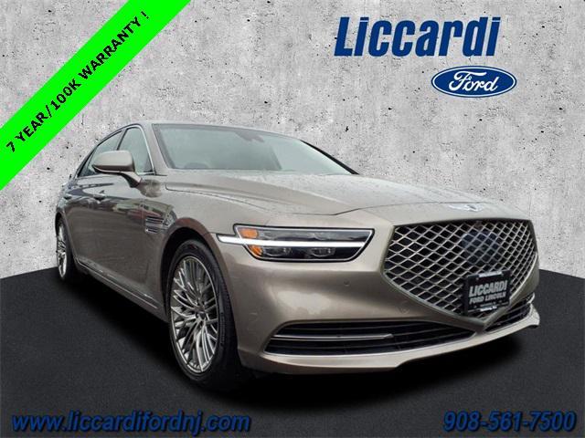 2022 Genesis G90