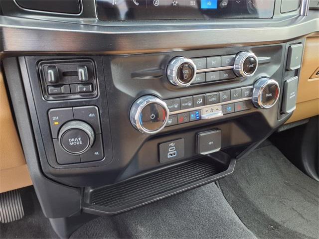 Photo of 2023 Black Metallic Ford F-350