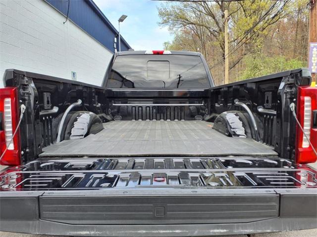 Photo of 2023 Black Metallic Ford F-350