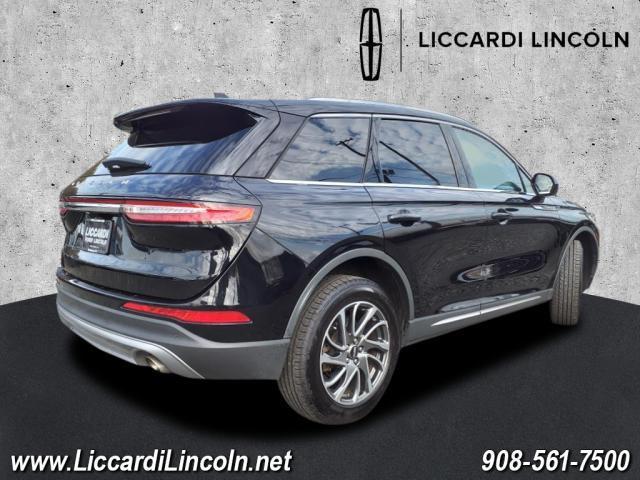 Photo of 2021 Black Lincoln Corsair