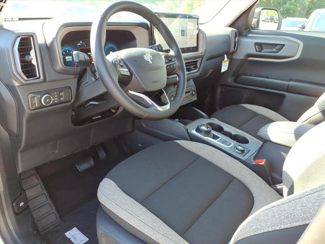 Photo of 2025 Oxford White Ford Bronco Sport