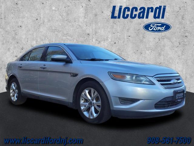 2010 Ford Taurus