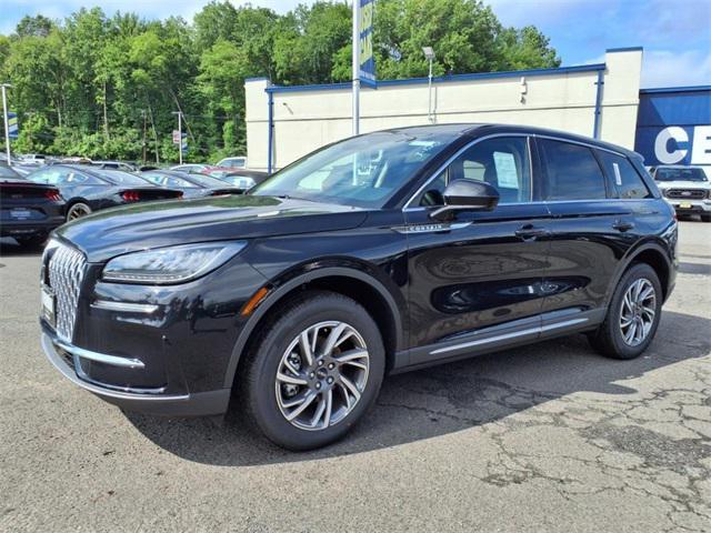 Photo of 2025 Black Metallic Lincoln Corsair