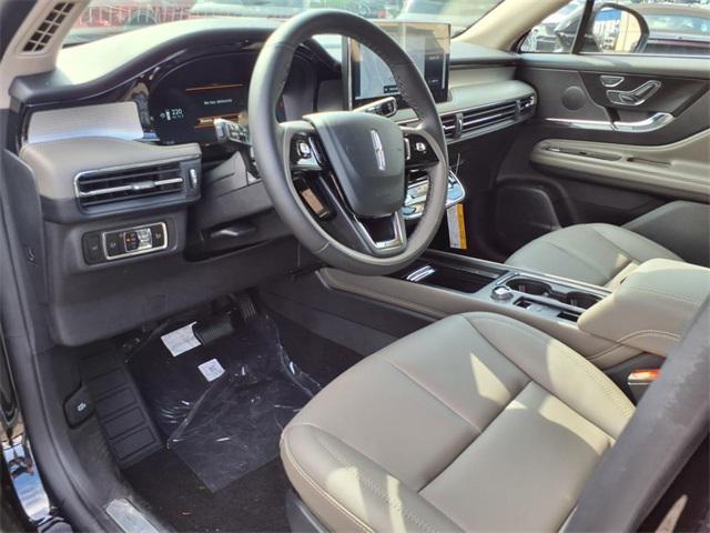 Photo of 2025 Black Metallic Lincoln Corsair