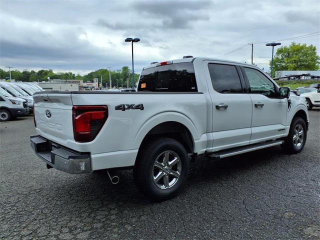 Photo of 2025 Oxford White Ford F-150