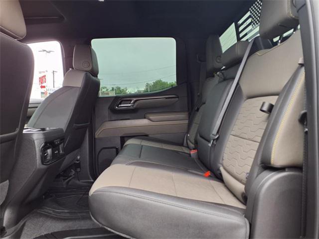 Photo of 2022 Black Chevrolet Silverado 1500