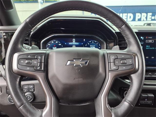 Photo of 2022 Black Chevrolet Silverado 1500