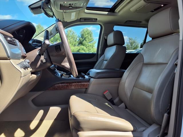Photo of 2018 Summit White Chevrolet Tahoe