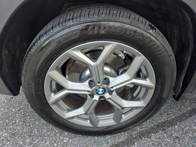 Photo of 2024 Gray BMW X3