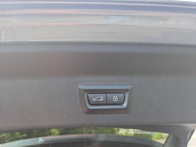 Photo of 2024 Gray BMW X3