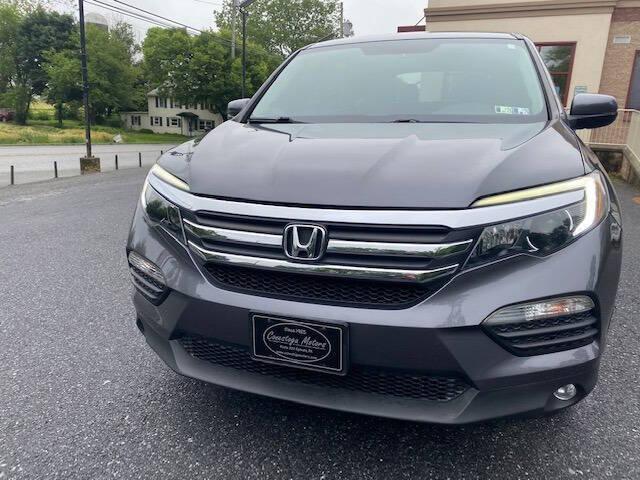 Photo of 2017 Modern Steel Metallic Honda Pilot
