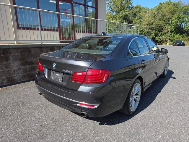 Photo of 2016 Gray BMW 535