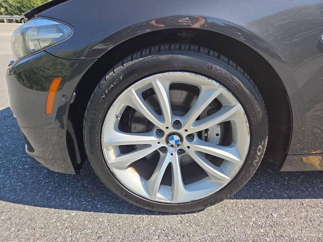 Photo of 2016 Gray BMW 535