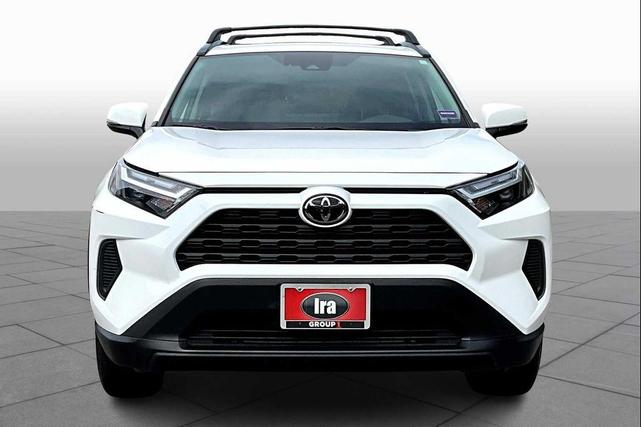 Photo of 2024 Ice Cap Toyota RAV4