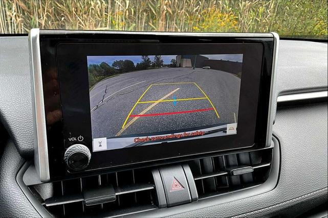 Photo of 2024 Ice Cap Toyota RAV4