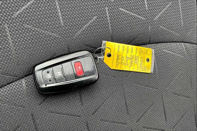 Photo of 2024 Ice Cap Toyota RAV4