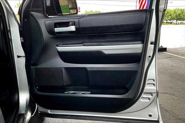 Photo of 2019 Silver Sky Metallic Toyota Tundra