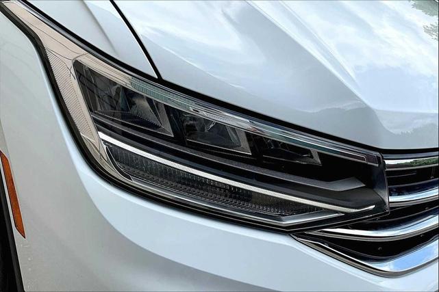 Photo of 2022 White Volkswagen Tiguan