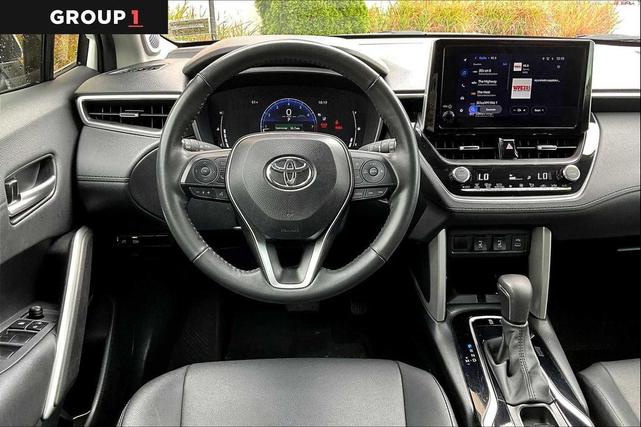 Photo of 2024 Wind Chill Pearl Toyota Corolla Cross