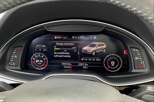 Photo of 2019 Samurai Gray Metallic Audi Q7