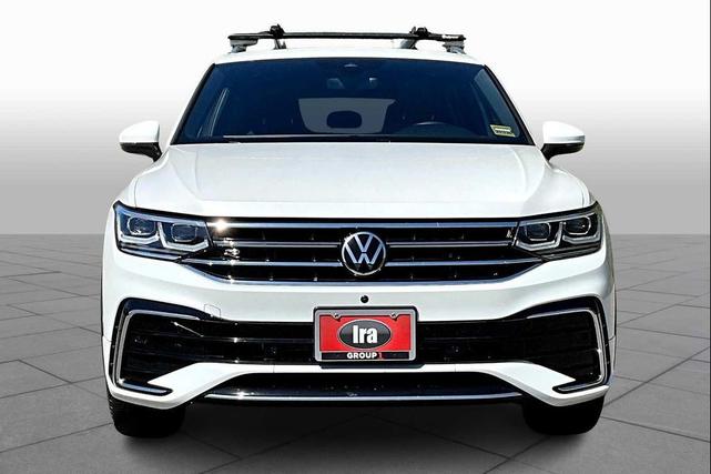 Photo of 2023 Opal White Pearl Volkswagen Tiguan