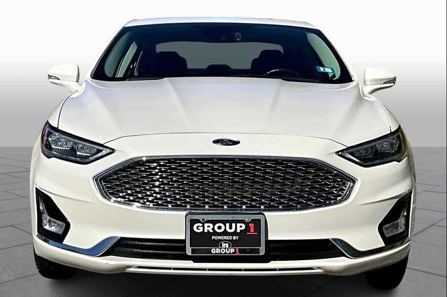 Photo of 2020 White Platinum Metallic Tri-Coat Ford Fusion