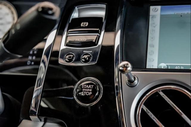 Photo of 2016 Metallic Gray Wrap Rolls-Royce Wraith