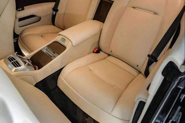 Photo of 2016 Metallic Gray Wrap Rolls-Royce Wraith
