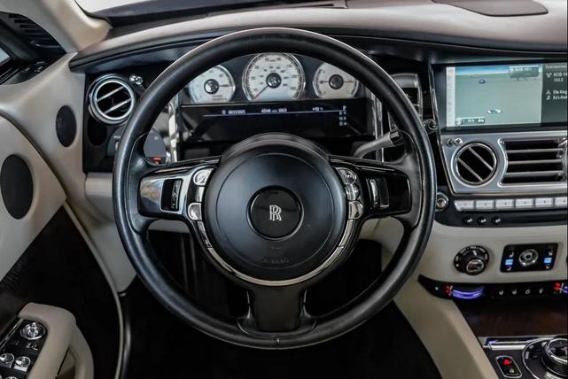 Photo of 2016 Metallic Gray Wrap Rolls-Royce Wraith