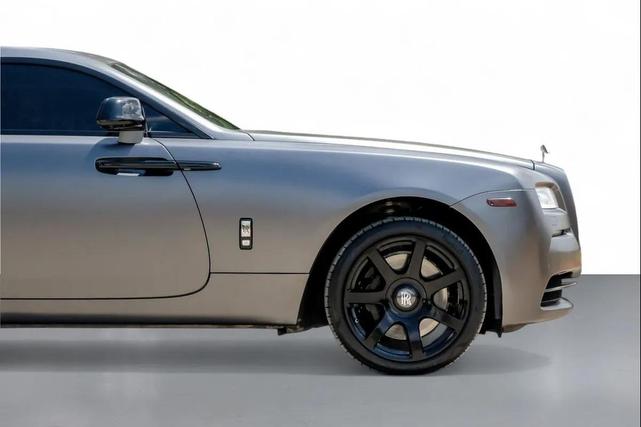 Photo of 2016 Metallic Gray Wrap Rolls-Royce Wraith