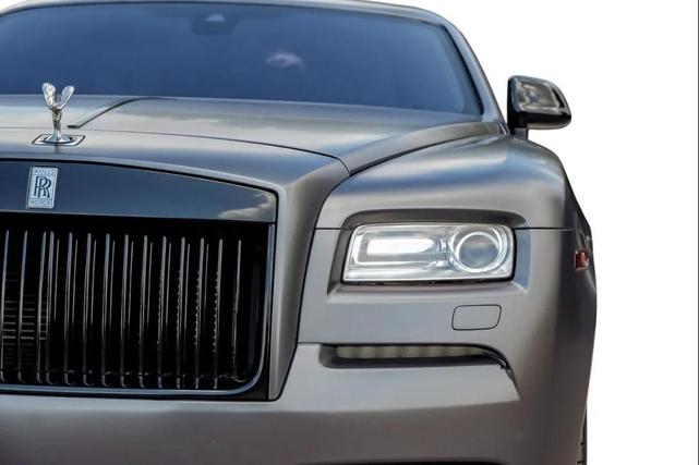 Photo of 2016 Metallic Gray Wrap Rolls-Royce Wraith