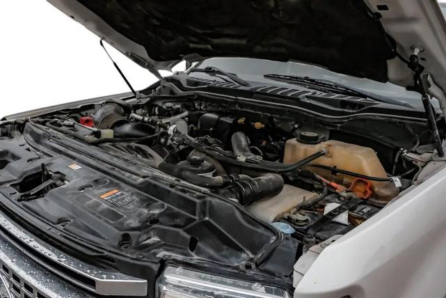 Photo of 2019 Off white Ford F-250