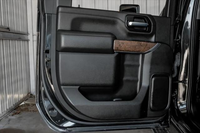 Photo of 2022 Black GMC Sierra 2500