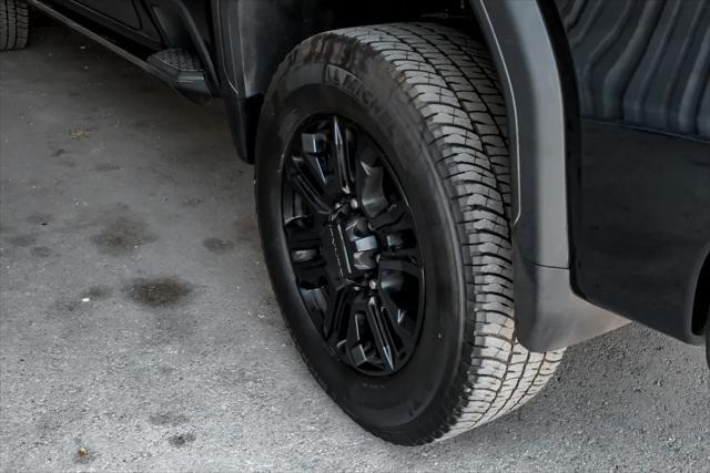 Photo of 2022 Black GMC Sierra 2500