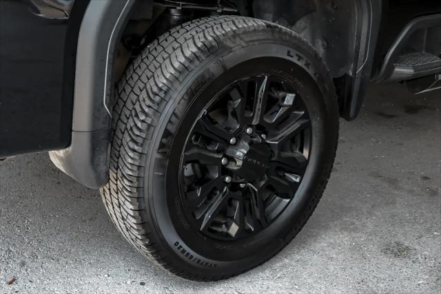 Photo of 2022 Black GMC Sierra 2500