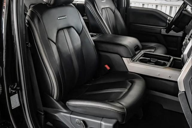 Photo of 2020 Agate Black Metallic Ford F-250