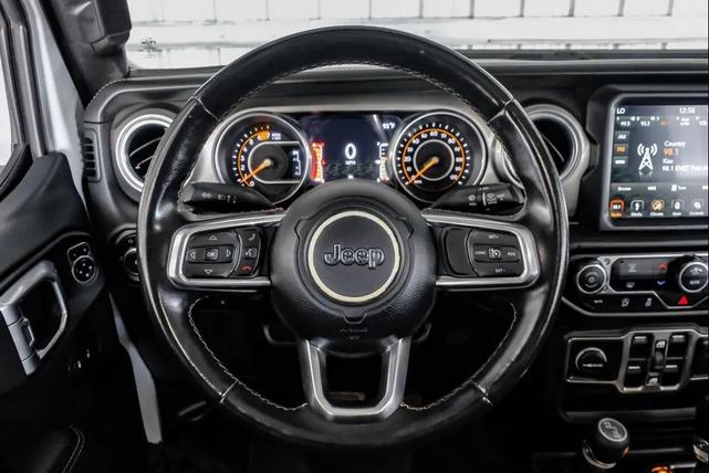 Photo of 2018 Bright White Clearcoat Jeep Wrangler Unlimited