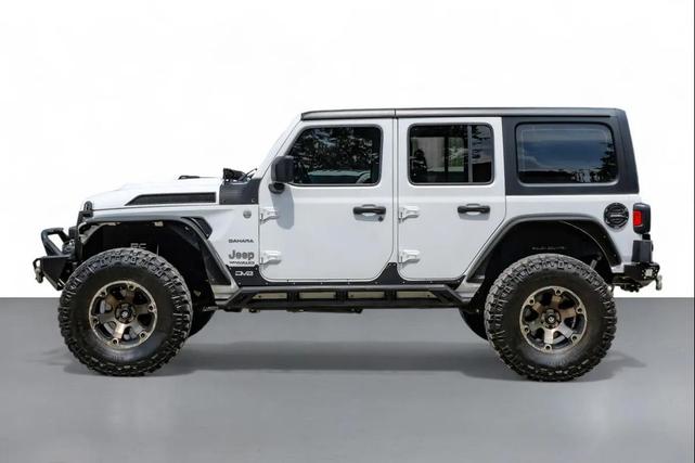 Photo of 2018 Bright White Clearcoat Jeep Wrangler Unlimited