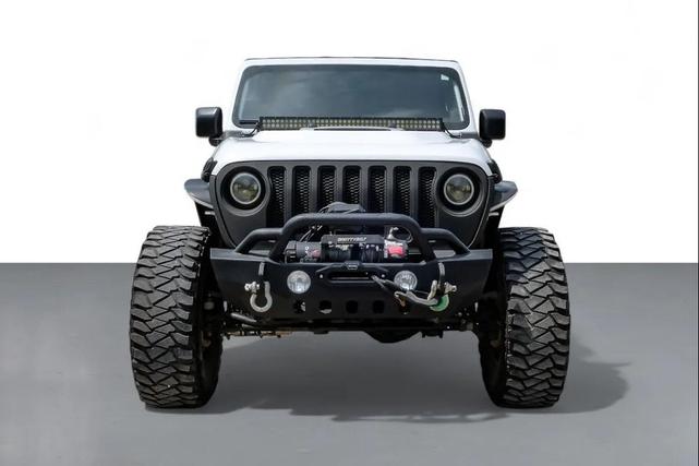 Photo of 2018 Bright White Clearcoat Jeep Wrangler Unlimited