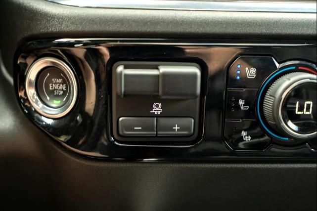 Photo of 2024 Black Chevrolet Silverado 2500