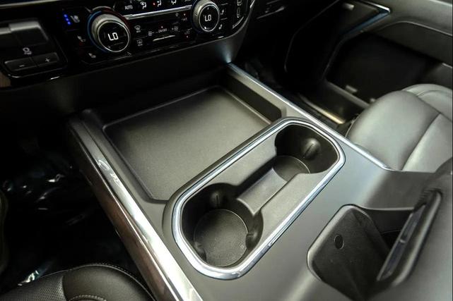 Photo of 2024 Black Chevrolet Silverado 2500