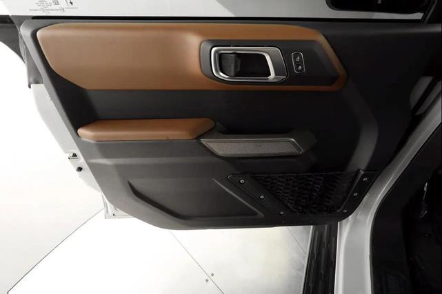 Photo of 2022 GRAY Ford Bronco