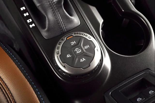Photo of 2022 GRAY Ford Bronco